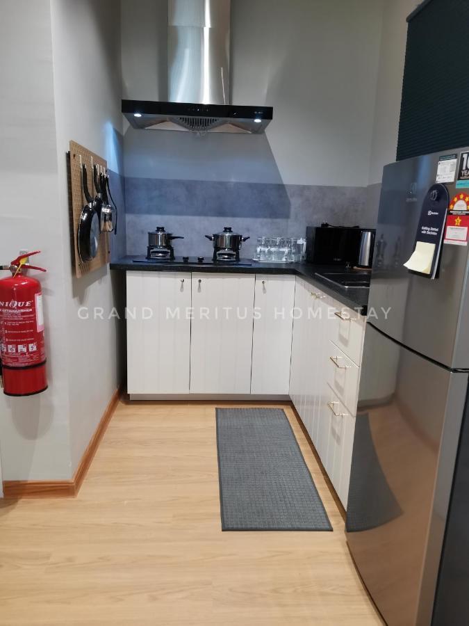 פראי Grand Meritus Homestay @Penang מראה חיצוני תמונה