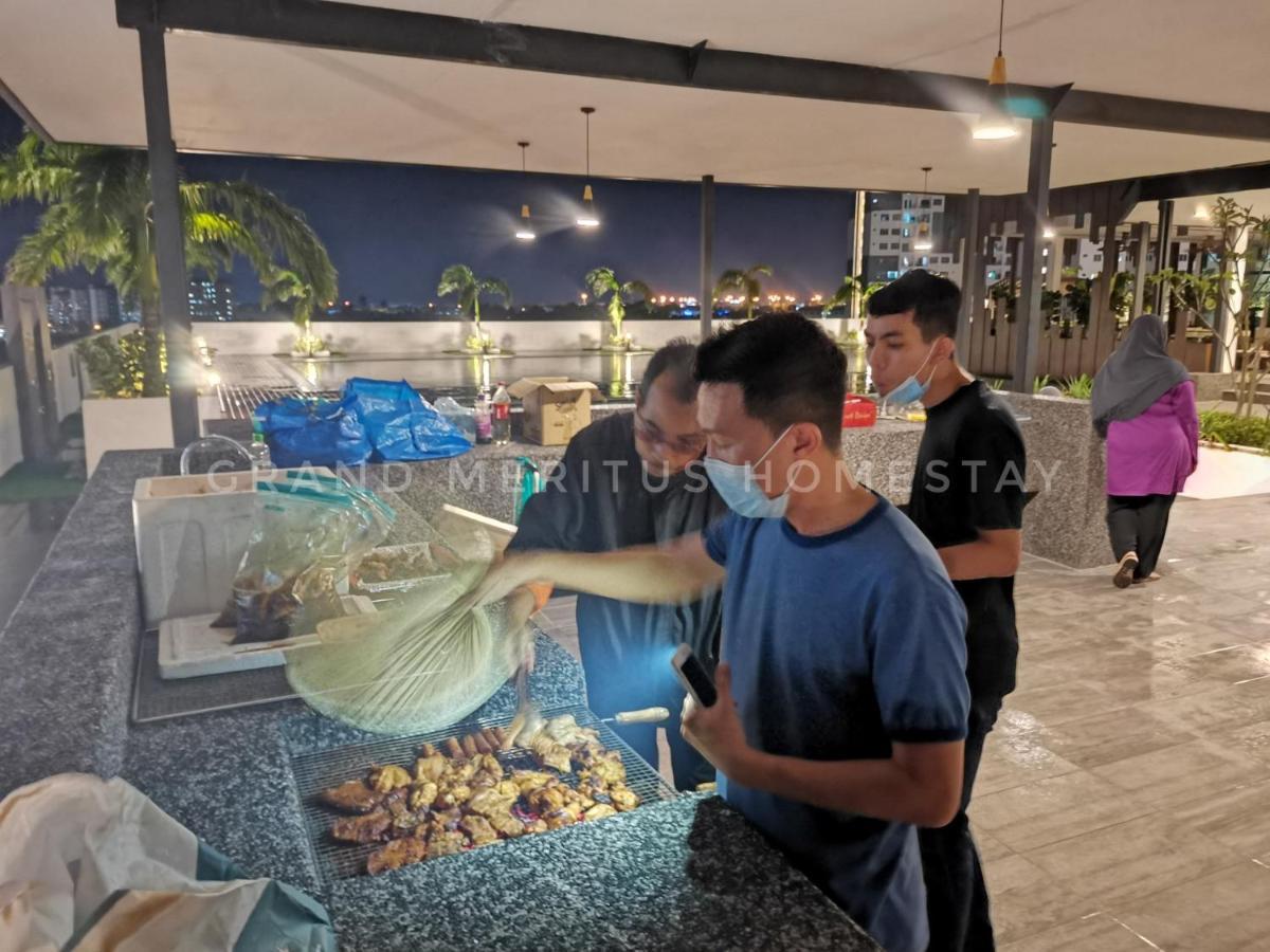 פראי Grand Meritus Homestay @Penang מראה חיצוני תמונה